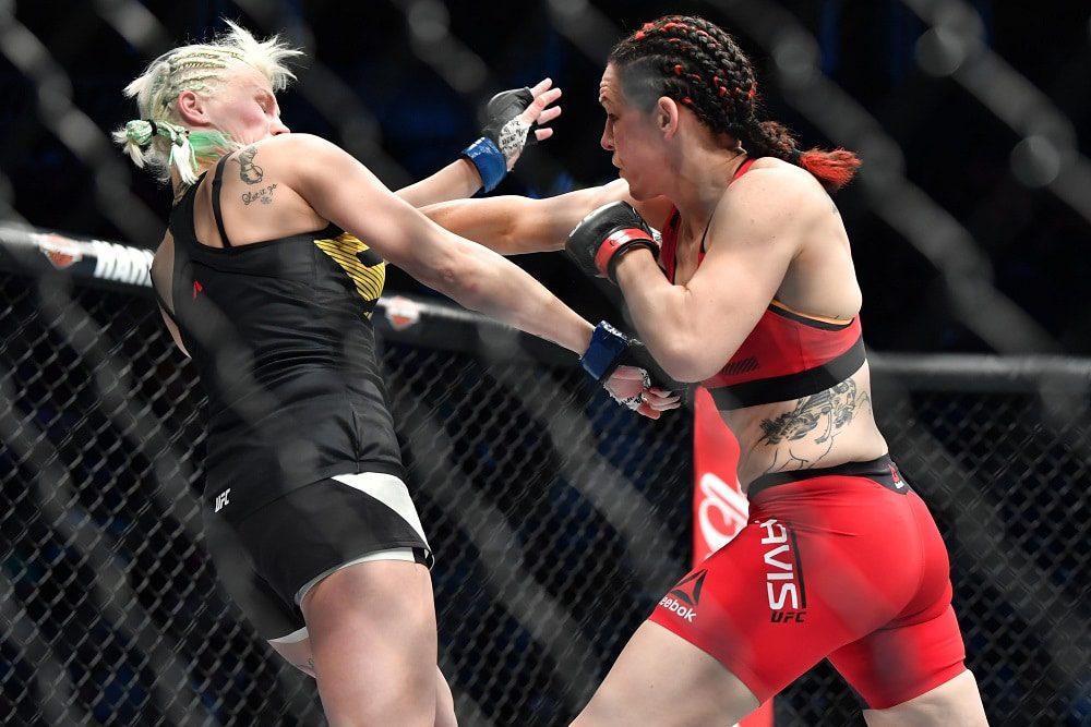 Peleadora recibe brutal golpiza de su pareja CINDY DANDOIS