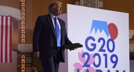 Confirma Trump que no impondrá aranceles a importaciones chinas
