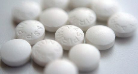 Ensayos clínicos ponen en duda aspirinas para prevenir infartos