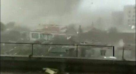 [VIDEO] Poderoso tornado deja al menos 6 muertos y 190 heridos