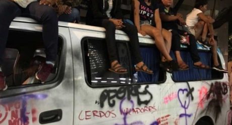 Viajaron desde Guerrero para apoyar marcha y les destrozan la camioneta