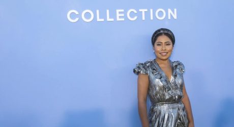 Yalitza deslumbra en desfile de Michael Kors