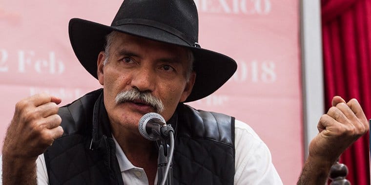 Mireles usa lenguaje machista contra mujeres