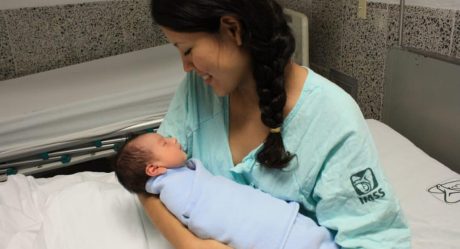 Aumentan semanas de maternidad a mexicanas