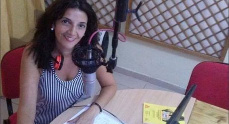 AUDIO: Locutora es golpeada por su jefe en vivo