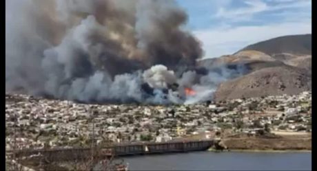 Un muerto y decenas de casas devastadas dejan en incendios