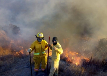 Clima incendios vientos Santa Ana