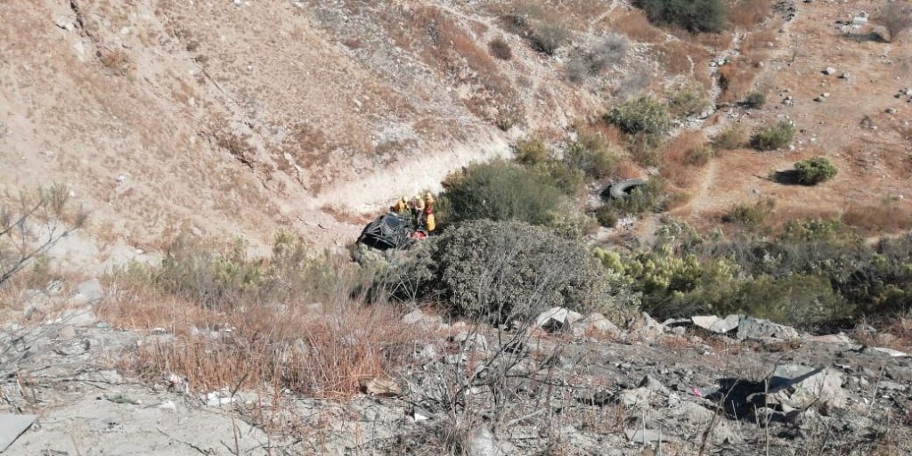 Impactante volcadura en Tijuana