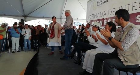 En jornada, Cynthia García refrenda compromisos a vecinos de Zona Este