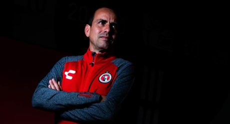 Óscar Pareja deja dirección técnica de Xolos