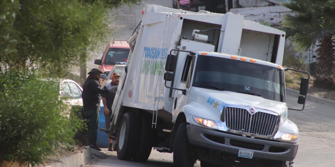 Lluvia afecta recolección de basura en varias colonias