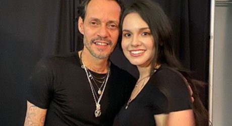 Tunden a Marc Anthony por foto con Sarita