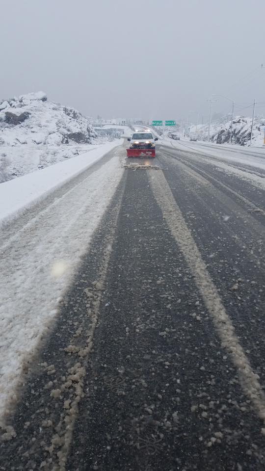 Abren autopista a La Rumorosa