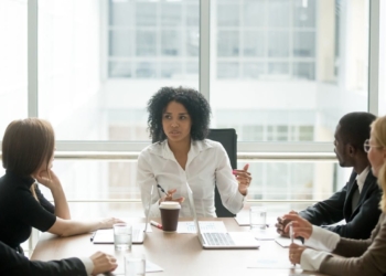 Tienen mejores puestos de trabajo las mujeres que se masturban