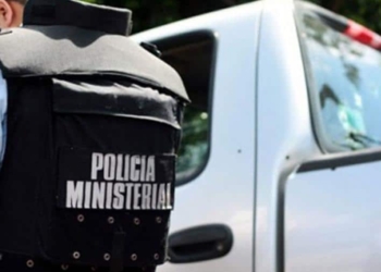 Suspenden a policía ministerial por acosar mujeres en un bar