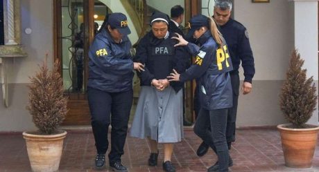Una monja elegía niños sordos para que sacerdotes los violaran