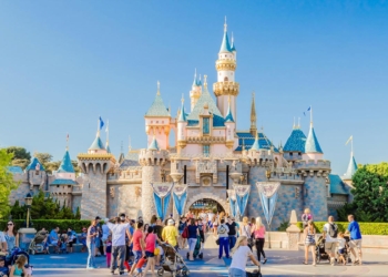 Disneylandia-California-ya-tiene-fecha-para-su-reapertura