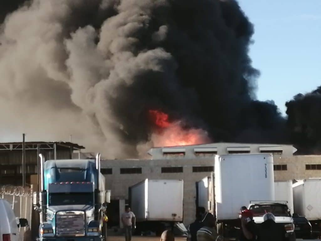 Se incendia fábrica de Tijuana