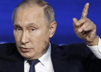 Renuncia todo el gabinete de Vladimir Putin