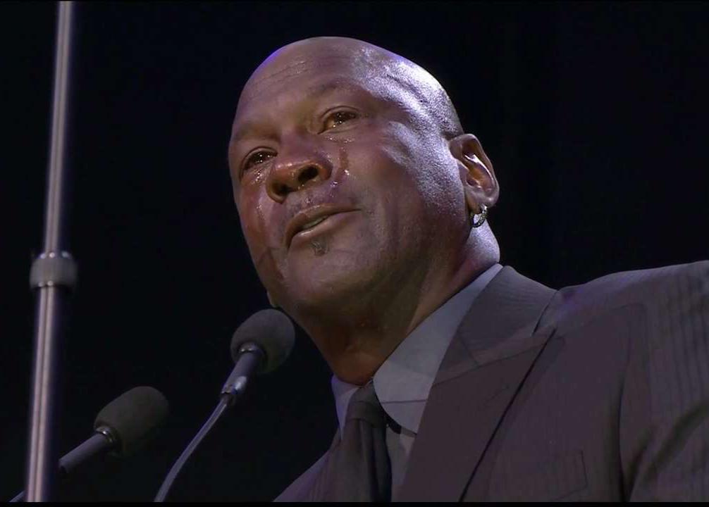 Michael Jordan llora durante su discurso en el homenaje a Kobe Bryant