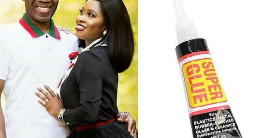 Sujeto pone pegamento a vagina de su esposa