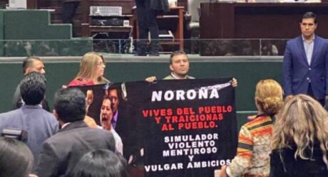 Ex pareja de Noroña lo acusa de violento y corrupto en plena sesión