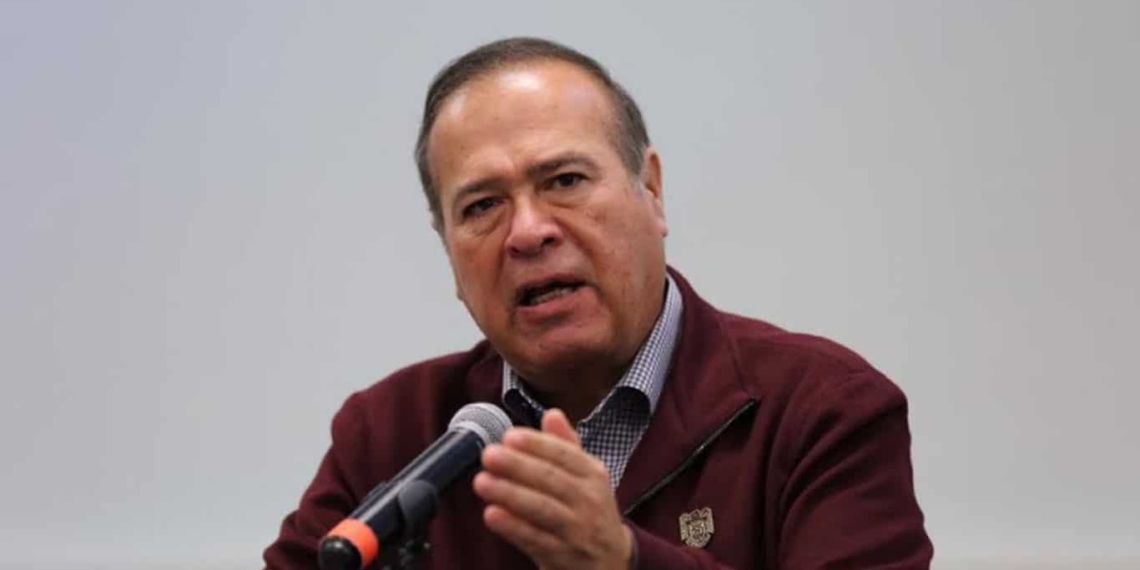 González promueve medidas preventivas de salud dictadas por GobEdo