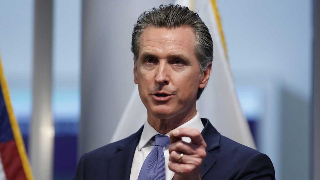 Alarmante panorama para California revela el gobernador Newsom