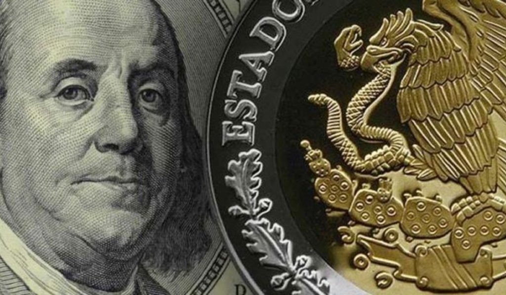 Tras informe de AMLO, dólar estremece al peso; llega a los 25.31 pesos