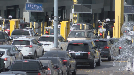 Suspenden trámites para Sentri y Fast