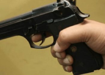 Pelea de hermanos termina en balacera; hay un herido