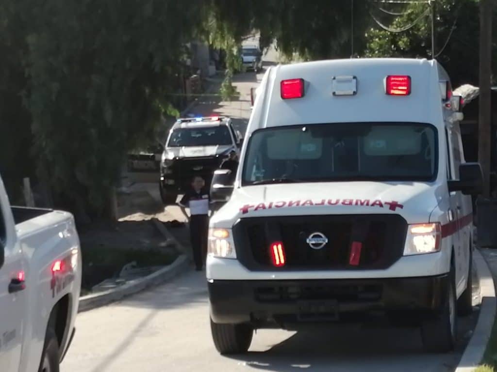 Dos personas lesionadas dentro de un domicilio