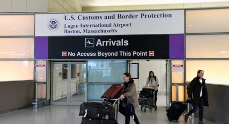 EU extiende prohibición de viaje a Reino Unido e Irlanda