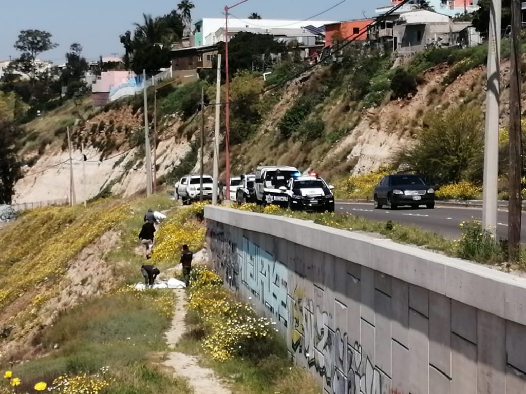 Abandonan dos cadáveres femeninos en Tijuana
