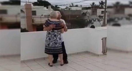 VIDEO: Así fue la celebración de aniversario de unos abuelitos