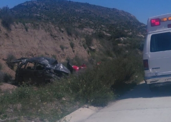 VIDEO: Fuerte accidente en la carretera Tecate- El Hongo