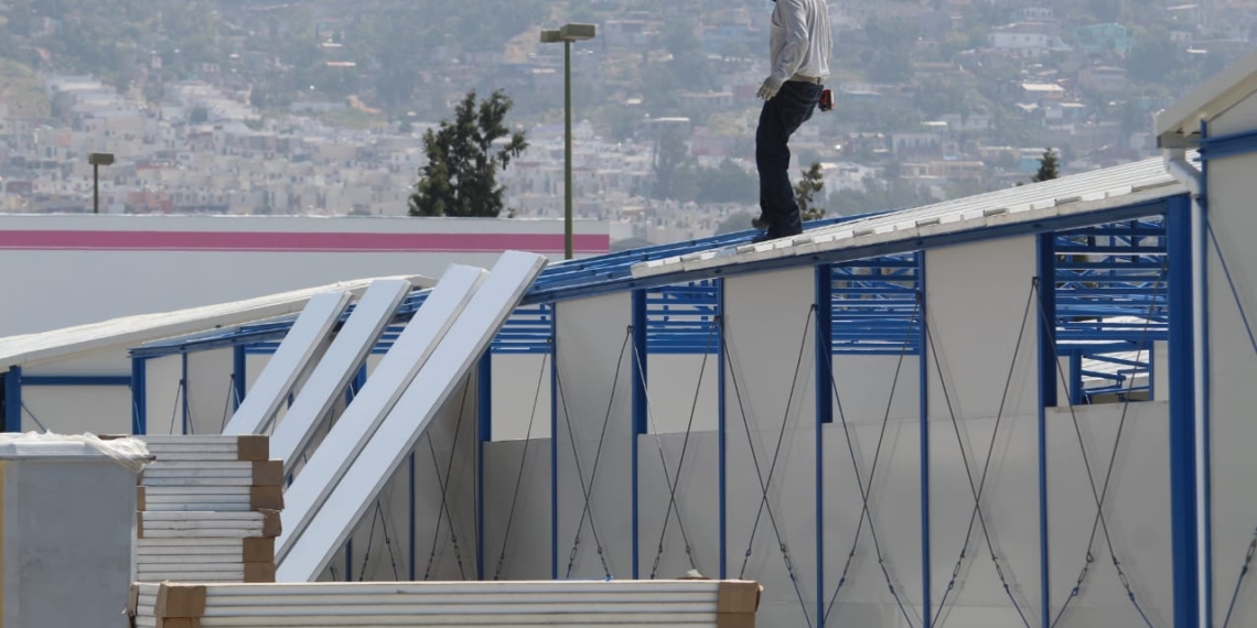 Acondicionan espacio para pacientes Covid-19 del IMSS