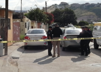 Atacan a balazos a dos jóvenes en Tijuana