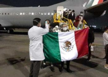 Llegan a México 280 connacionales varados en Argentina