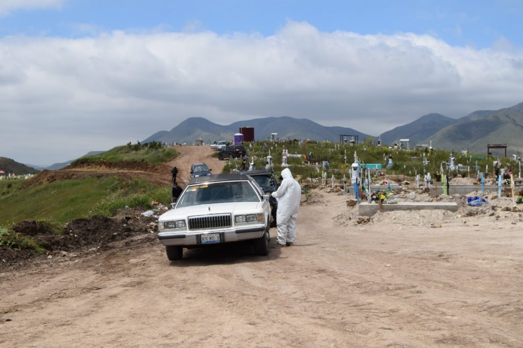 Extreman medidas para sepultar a fallecidos por Covid-19