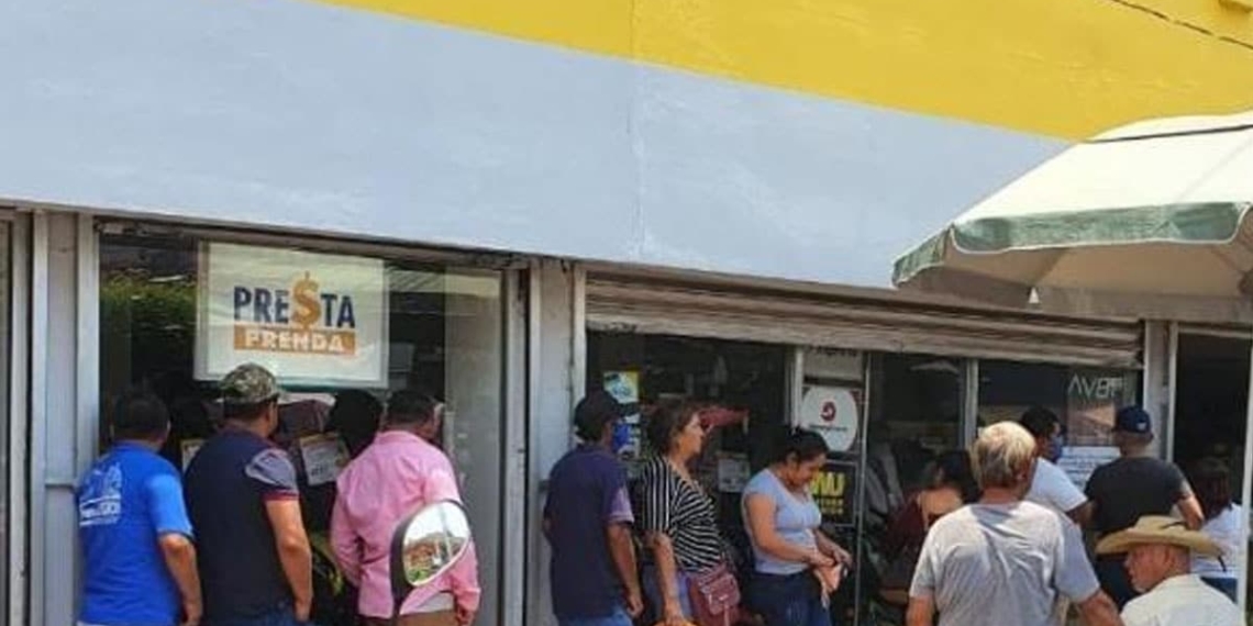 Cierran tiendas por incumplir con Sana Distancia