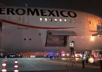 Arriba a México otro vuelo de China con insumos para combatir Covid-19