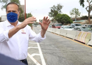 Arturo González Cruz, presidente municipal y las obras de carriles Ready Lane