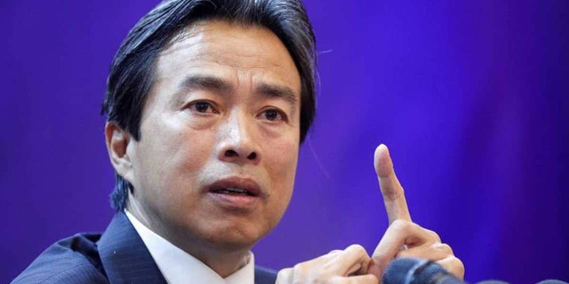 Encuentran muerto a embajador de China