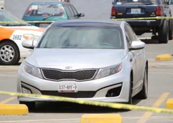 asesinan a hombre en estacionamiento