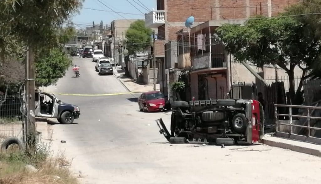 Mujer grave tras fuerte volcadura