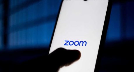 Mata a su padre durante videollamada en ZOOM