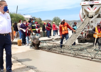 Bacheo en La Presa Este