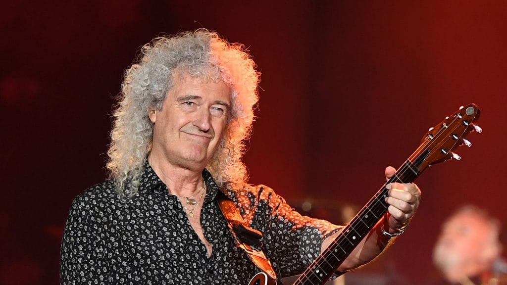 Brian May, guitarrista de Queen fue hospitalizado de urgencia