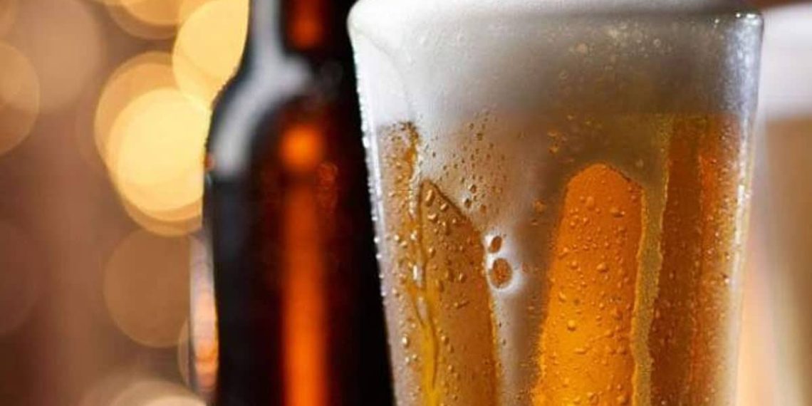 Suspenden-consumo-de-alcohol-en-bares-tras-alza-de-casos-por-Covid-19